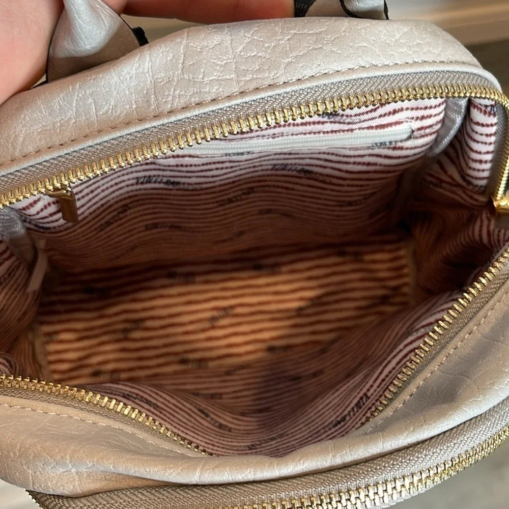 NWT Violet Ray Eco Gray Backpack